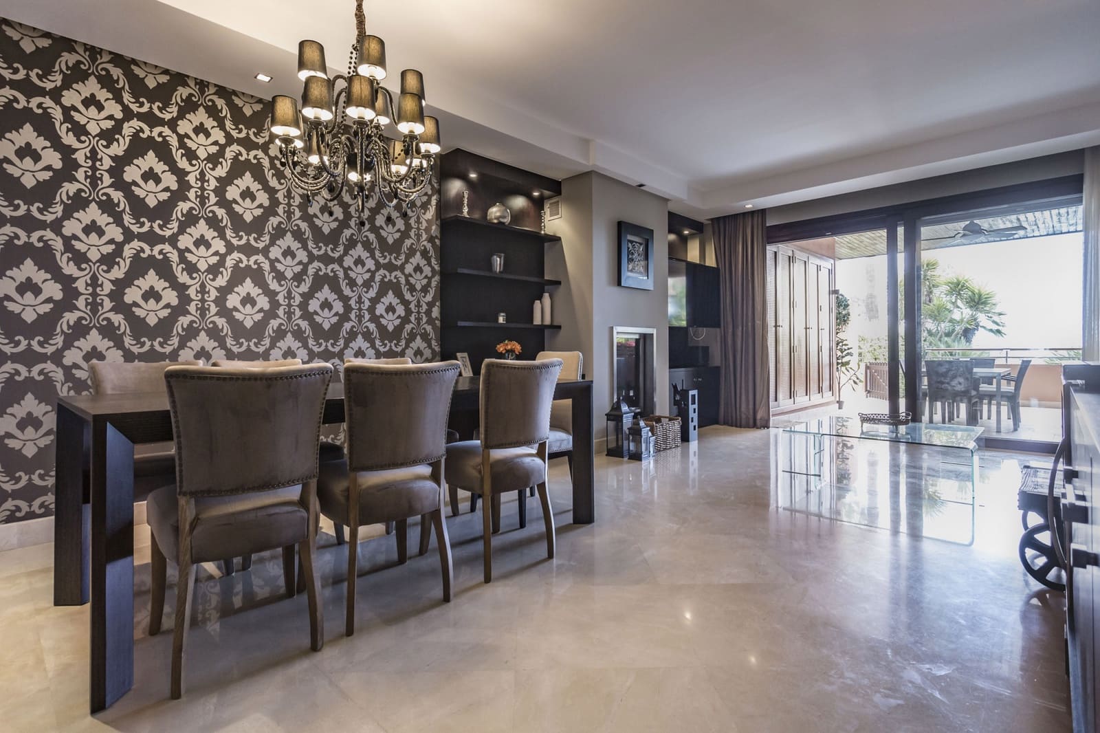 2 Zimmer Apartment zu verkaufen in Marbella mit Pool Garage - 1.750.000 € (Ref: 8526373)