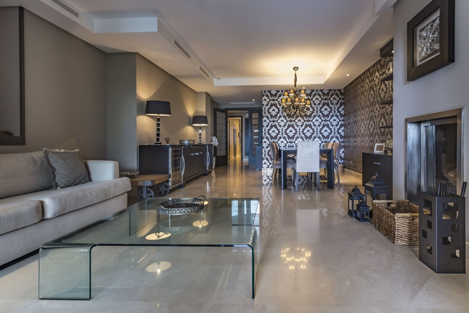 Apartamento de 2 habitaciones en Marbella en venta con piscina garaje - 1.750.000 € (Ref: 8526373)