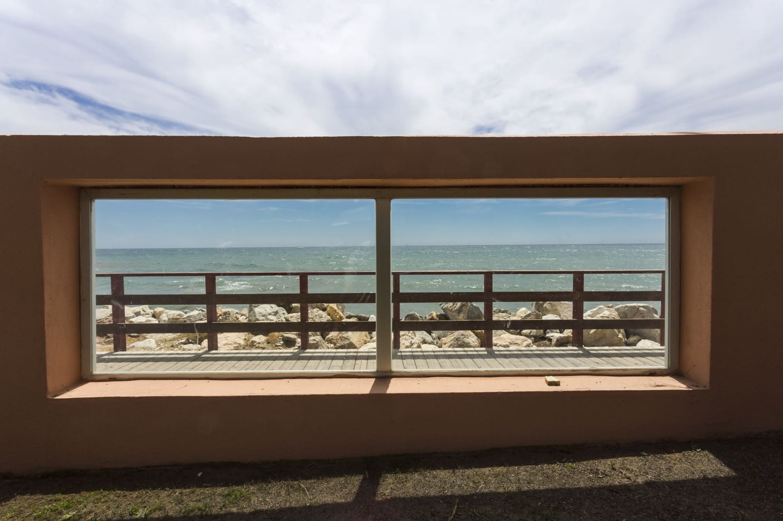 Apartamento de 2 habitaciones en Marbella en venta con piscina garaje - 1.750.000 € (Ref: 8526373)