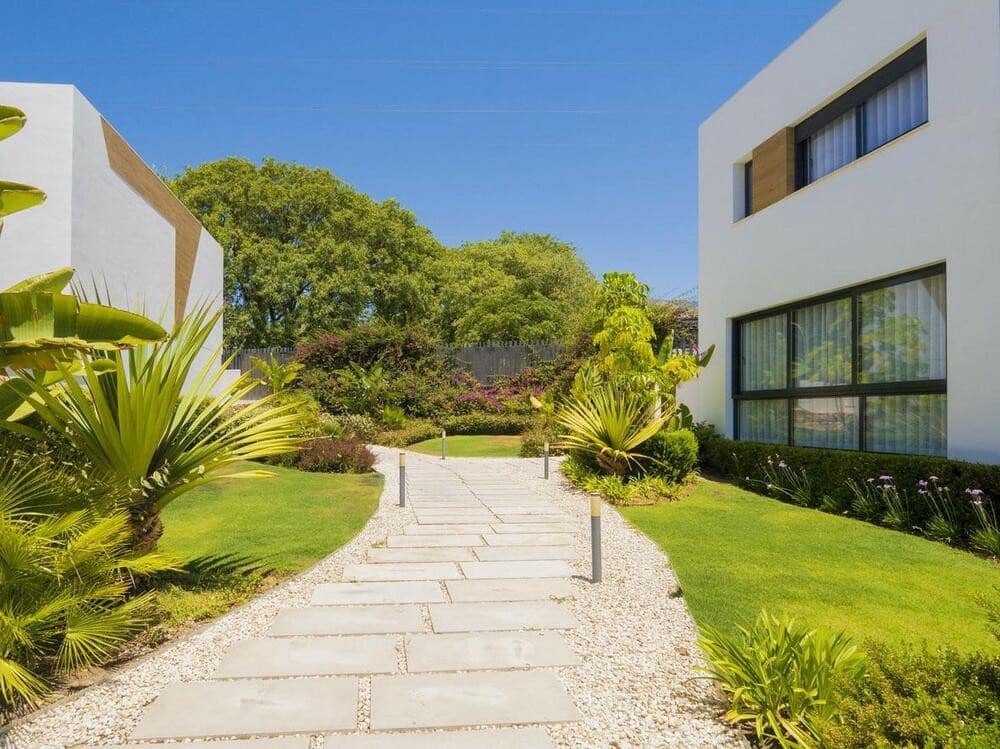 4 soveværelse Byhus til leje i Marbella med swimmingpool garage - € 4.200 (Ref: 8531567)