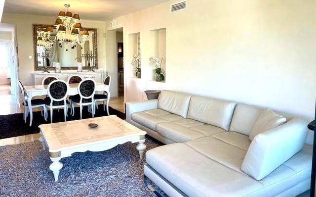 3 sypialnia Penthouse do wynajęcia w Nueva Atalaya, Estepona z basenem garażem - 4 500 € (Ref: 8544410)