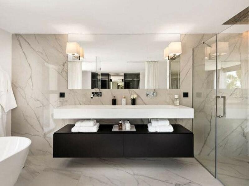 6 soverom Villa til salgs i Nueva Andalucia med svømmebasseng garasje - € 5 995 000 (Ref: 8544412)