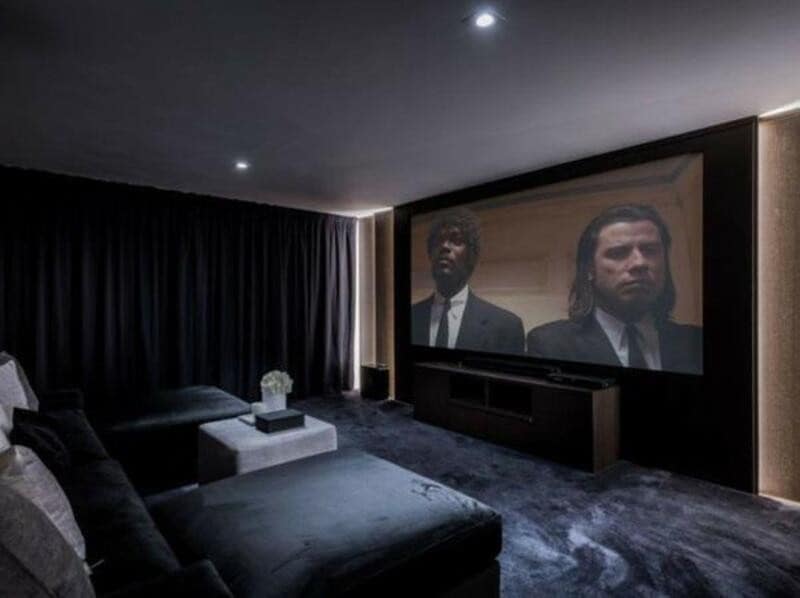 6 soverom Villa til salgs i Nueva Andalucia med svømmebasseng garasje - € 5 995 000 (Ref: 8544412)