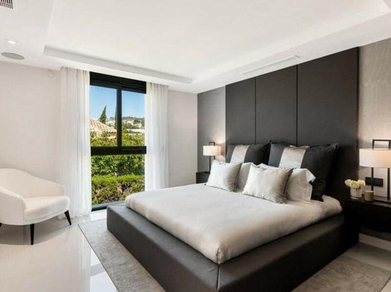 6 slaapkamer Villa te huur in Nueva Andalucia met zwembad garage - € 25.000 (Ref: 8544413)