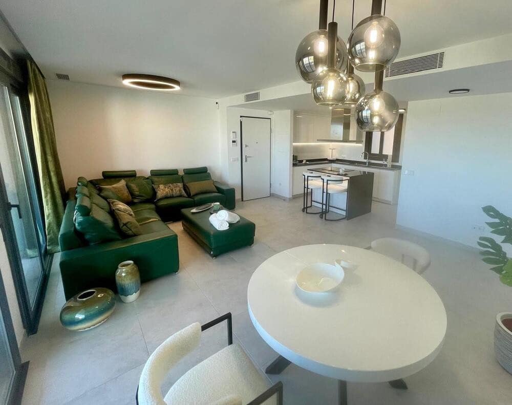 3 soverom Leilighet til leie i Estepona med svømmebasseng garasje - € 4 500 (Ref: 8553790)