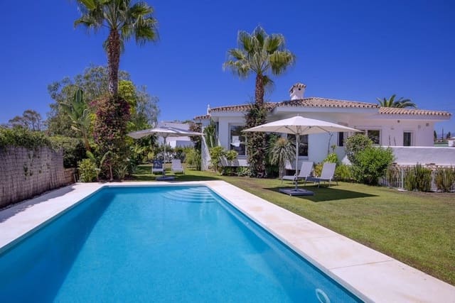 3 soverom Villa til leie i Marbesa, Marbella med svømmebasseng - € 6 000 (Ref: 8556481)