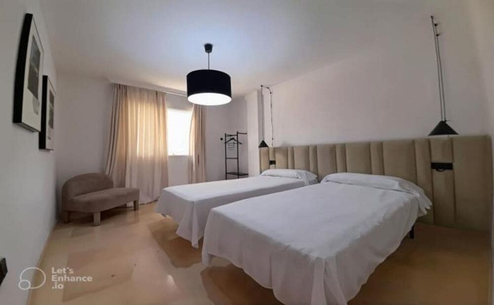 3 bedroom Apartment for rent in Marbella with pool garage - € 3,150 (Ref: 8561036)