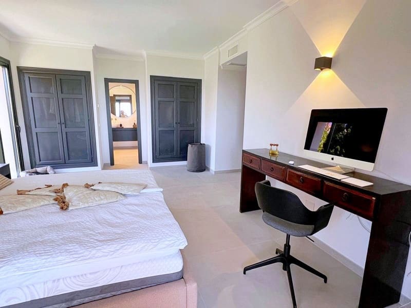 3 soverom Leilighet til salgs i Monte Halcones med svømmebasseng garasje - € 995 000 (Ref: 8564376)