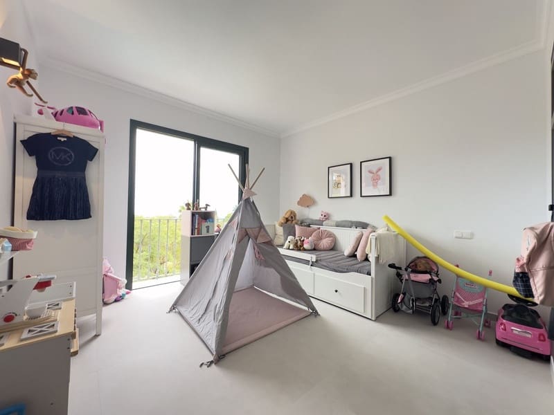 3 soverom Leilighet til salgs i Monte Halcones med svømmebasseng garasje - € 995 000 (Ref: 8564376)