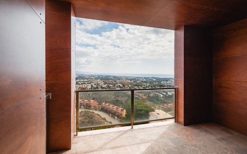 3 quarto Moradia Geminada para venda em Benahavis com piscina garagem - 795 000 € (Ref: 8564377)