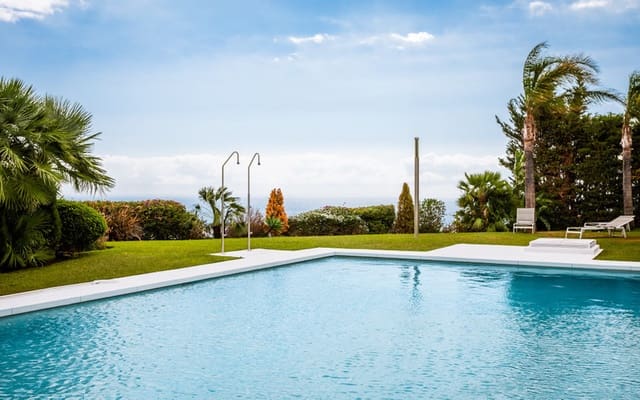 3 sovrum Semi-fristående Villa till salu i Benahavís pueblo, Benahavís med pool garage - 795 000 € (Ref: 8564377)