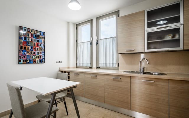 3 sovrum Semi-fristående Villa till salu i Benahavís pueblo, Benahavís med pool garage - 795 000 € (Ref: 8564377)