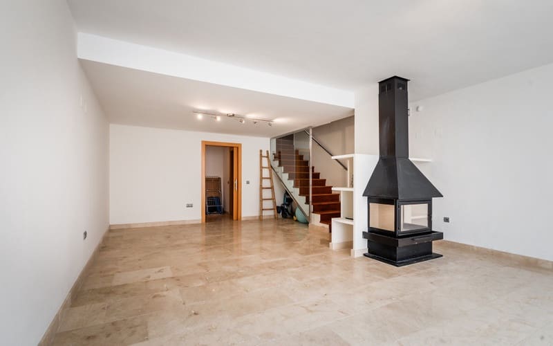 3 soveværelse Semi-Rækkehus til salg i Benahavis med swimmingpool garage - € 795.000 (Ref: 8564377)