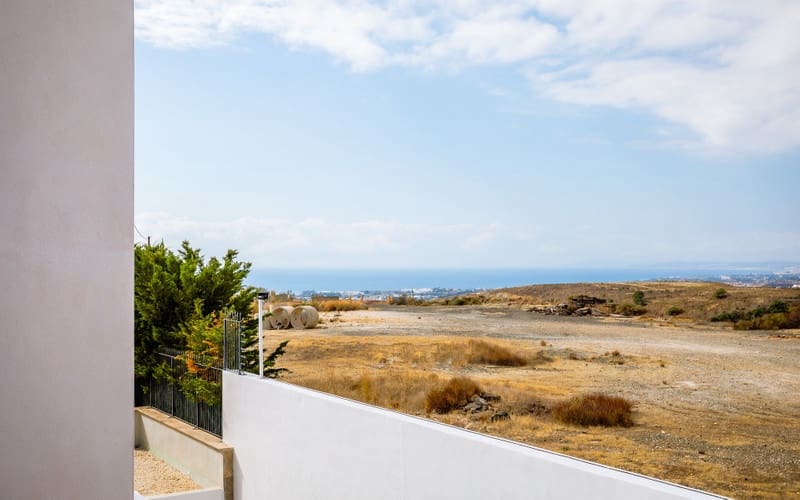 3 soveværelse Semi-Rækkehus til salg i Benahavis med swimmingpool garage - € 795.000 (Ref: 8564377)