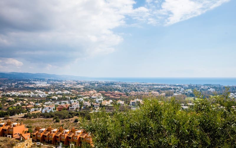 3 soveværelse Semi-Rækkehus til salg i Benahavis med swimmingpool garage - € 795.000 (Ref: 8564377)