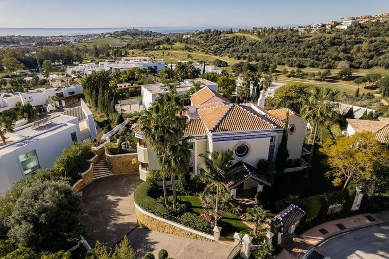5 soveværelse Villa til salg i Benahavis med swimmingpool garage - € 2.995.000 (Ref: 8564378)