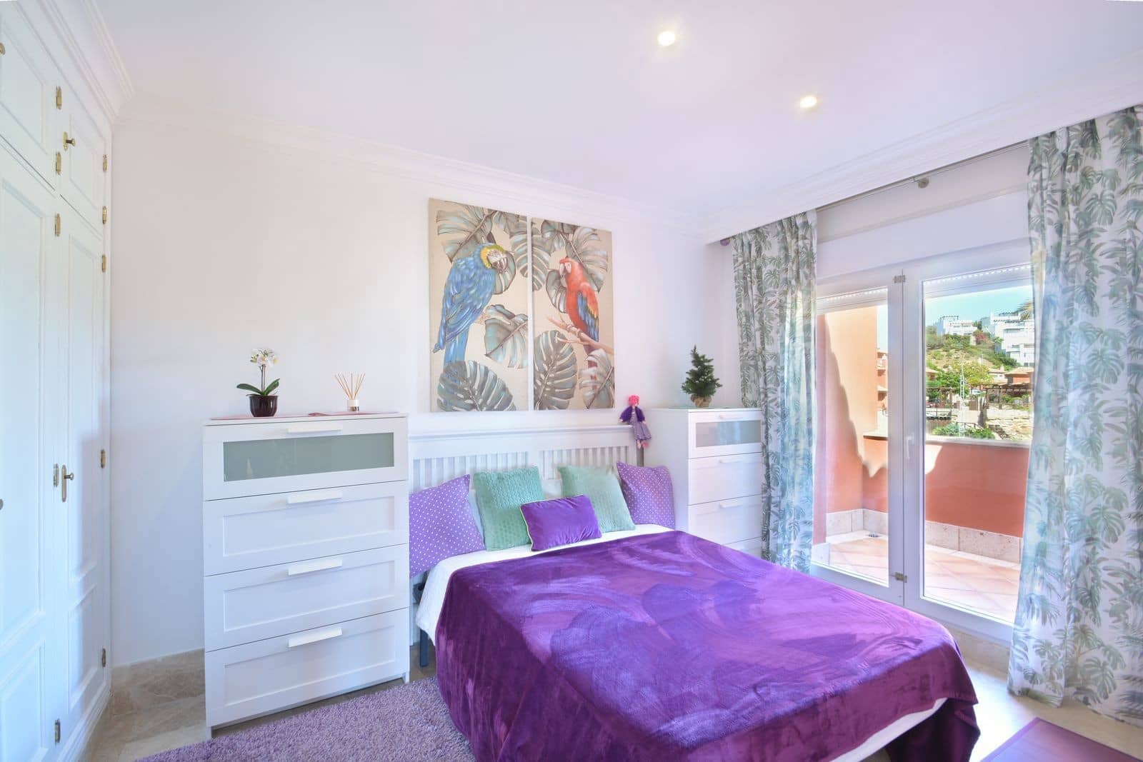 6 soveværelse Semi-Rækkehus til salg i Marbella med swimmingpool garage - € 990.000 (Ref: 8567692)