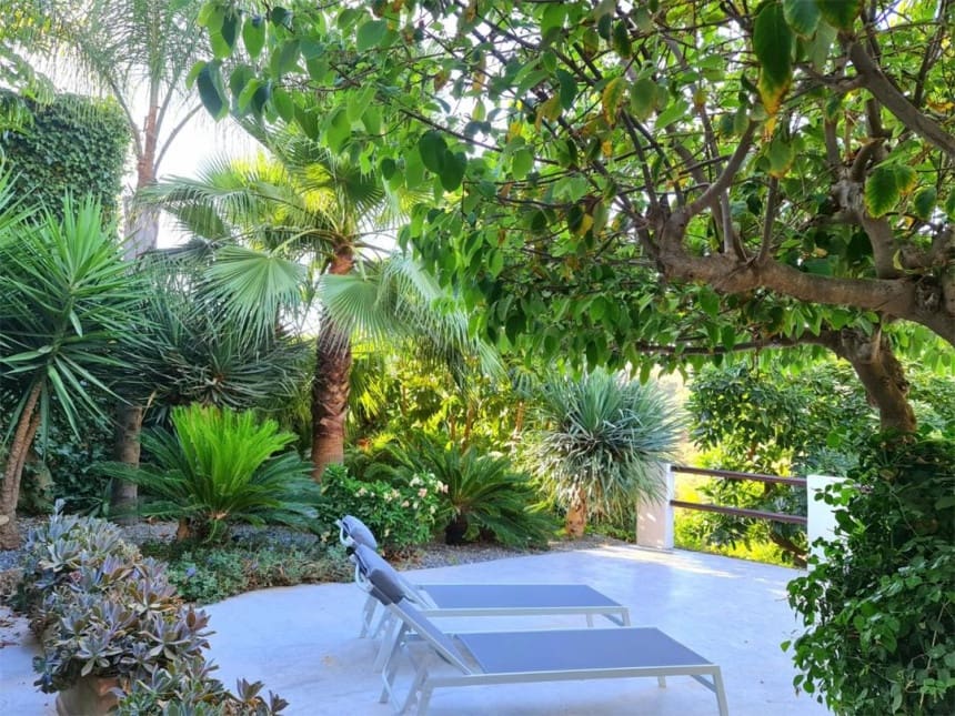 4 bedroom Semi-detached Villa for rent in Ojen with pool garage - € 5,900 (Ref: 8569550)