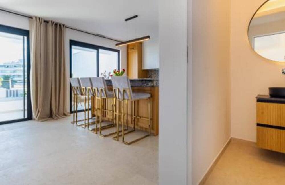 5 soveværelse Byhus til leje i Guadalmina med garage - € 7.000 (Ref: 8572014)