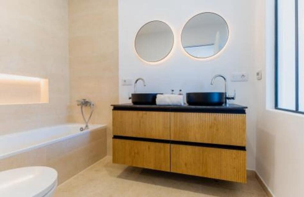 5 soveværelse Byhus til leje i Guadalmina med garage - € 7.000 (Ref: 8572014)