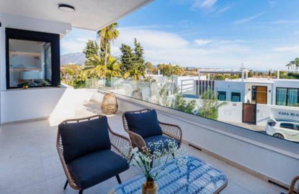 5 soveværelse Byhus til leje i Guadalmina med garage - € 7.000 (Ref: 8572014)