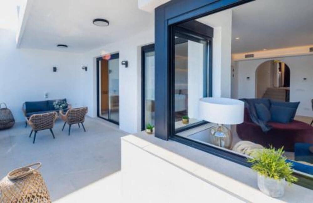 5 soveværelse Byhus til leje i Guadalmina med garage - € 7.000 (Ref: 8572014)