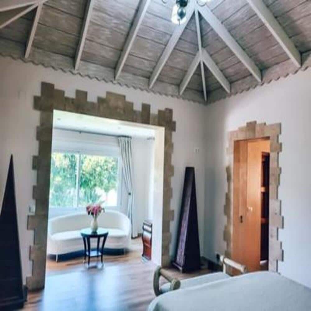 4 makuuhuone Huvila vuokrattavana paikassa Marbella mukana uima-altaan - 5 999 € (Ref: 8573790)