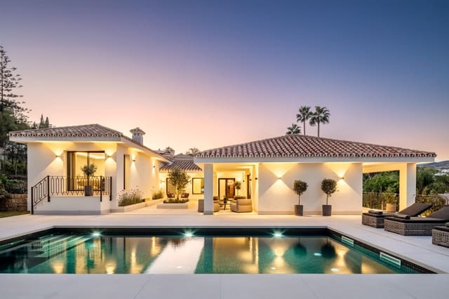 5 soverom Villa til salgs i Las Brisas, Marbella med svømmebasseng garasje - € 6 900 000 (Ref: 8573792)