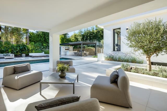 5 soverom Villa til salgs i Las Brisas, Marbella med svømmebasseng garasje - € 6 900 000 (Ref: 8573792)