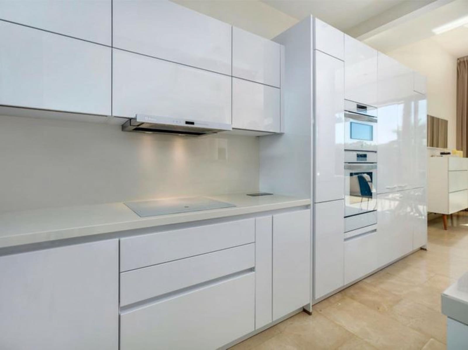 5 soveværelse Villa til leje i La Quinta med swimmingpool garage - € 11.000 (Ref: 8587934)