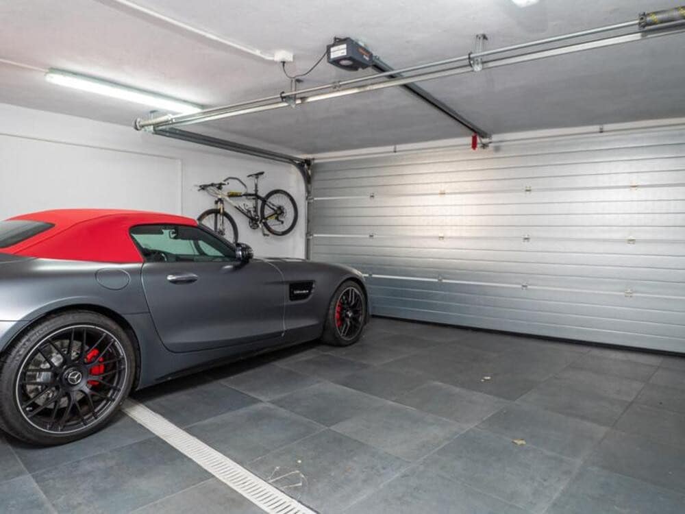 5 soveværelse Villa til leje i La Quinta med swimmingpool garage - € 11.000 (Ref: 8587934)