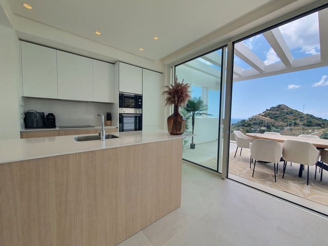 3 quarto Penthouse para venda em Ojen com piscina garagem - 949 000 € (Ref: 8594693)