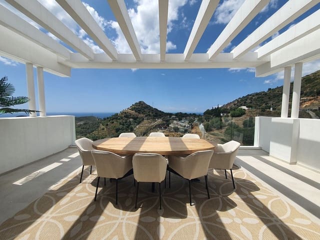 3 quarto Penthouse para venda em Ojen com piscina garagem - 949 000 € (Ref: 8594693)
