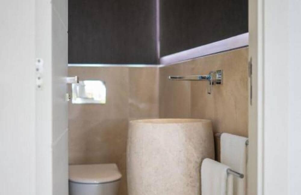 6 soverom Villa til leie i Nueva Andalucia med svømmebasseng garasje - € 20 000 (Ref: 8596978)