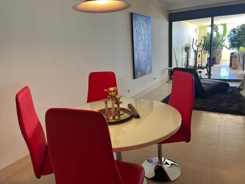 2 soveværelse Lejlighed til leje i Marbella med swimmingpool garage - € 2.800 (Ref: 8596980)