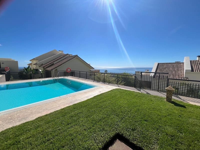 2 soveværelse Lejlighed til leje i Marbella med swimmingpool garage - € 2.800 (Ref: 8596980)