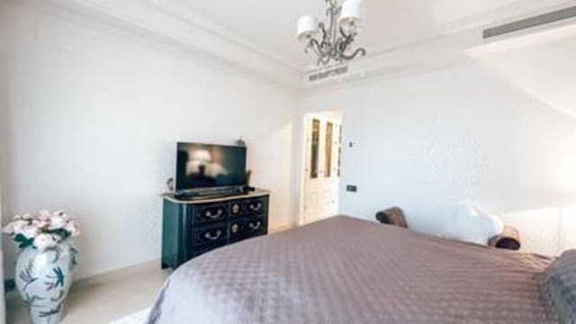 3 camera da letto Appartamento da affittare in El Padrón, Estepona con piscina garage - 5.000 € (Rif: 8603267)