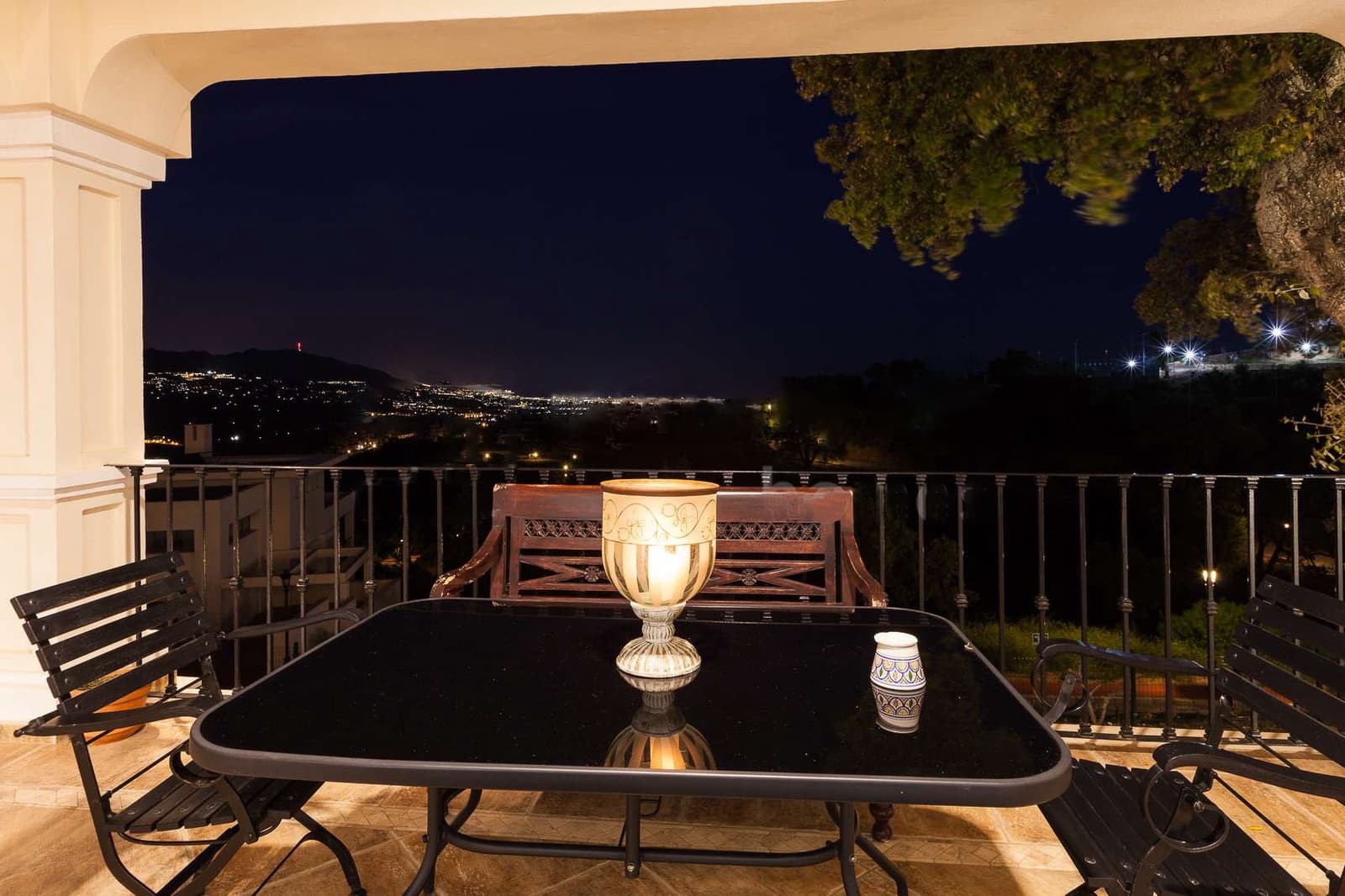 5 sypialnia Willa na sprzedaż w Marbella z basenem garażem - 1 995 000 € (Ref: 8603270)