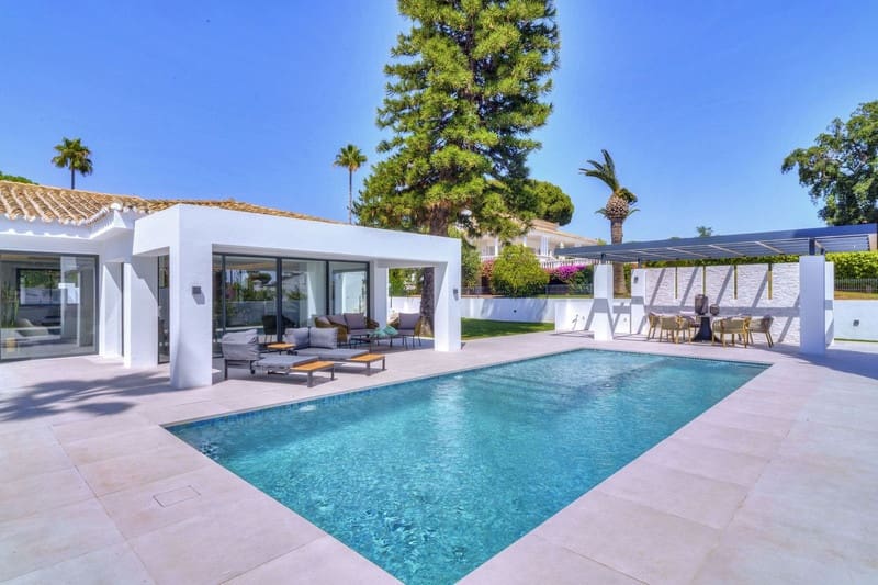 4 camera da letto Villa in vendita in Marbella con piscina garage - 2.350.000 € (Rif: 8603272)