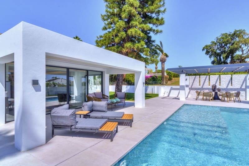 4 soverom Villa til salgs i Marbella med svømmebasseng garasje - € 2 350 000 (Ref: 8603272)