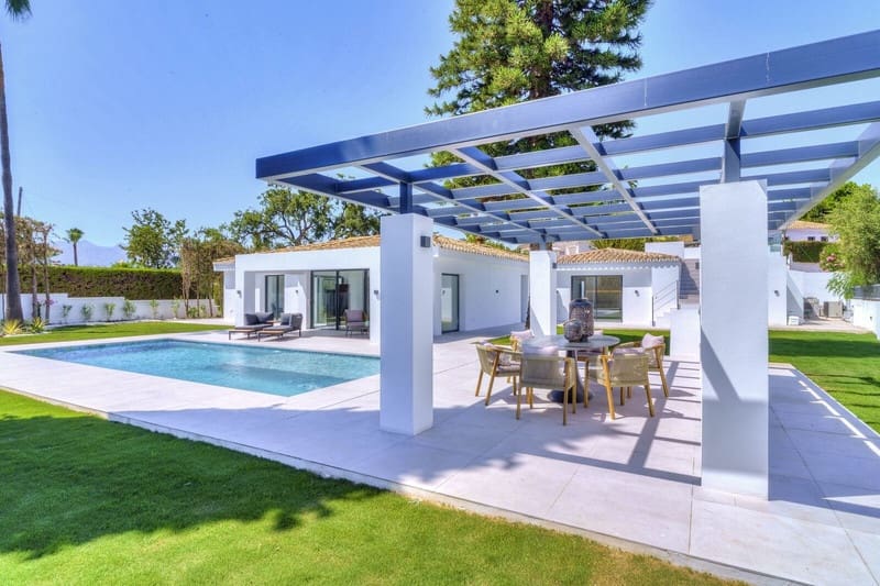 4 soverom Villa til salgs i Marbella med svømmebasseng garasje - € 2 350 000 (Ref: 8603272)