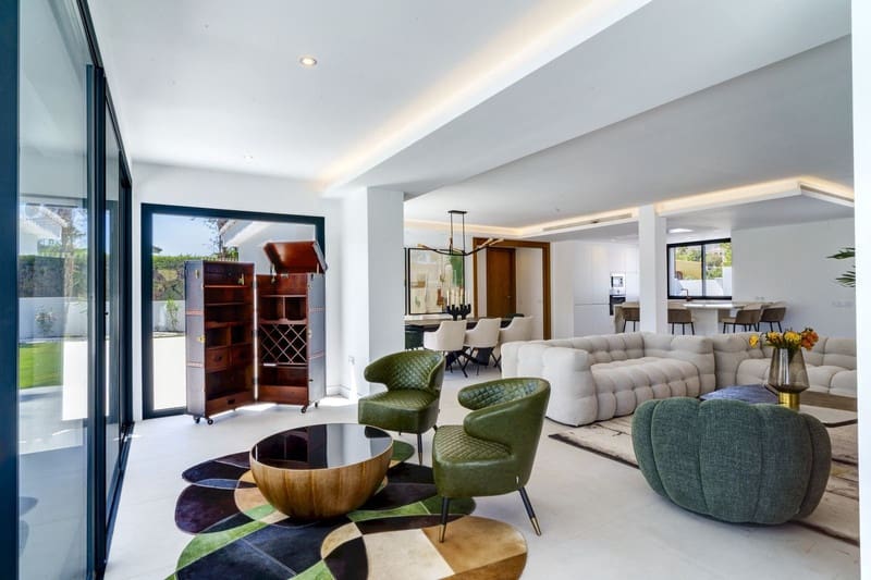 4 soverom Villa til salgs i Marbella med svømmebasseng garasje - € 2 350 000 (Ref: 8603272)