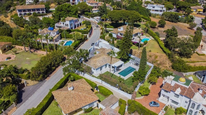 4 soverom Villa til salgs i Marbella med svømmebasseng garasje - € 2 350 000 (Ref: 8603272)