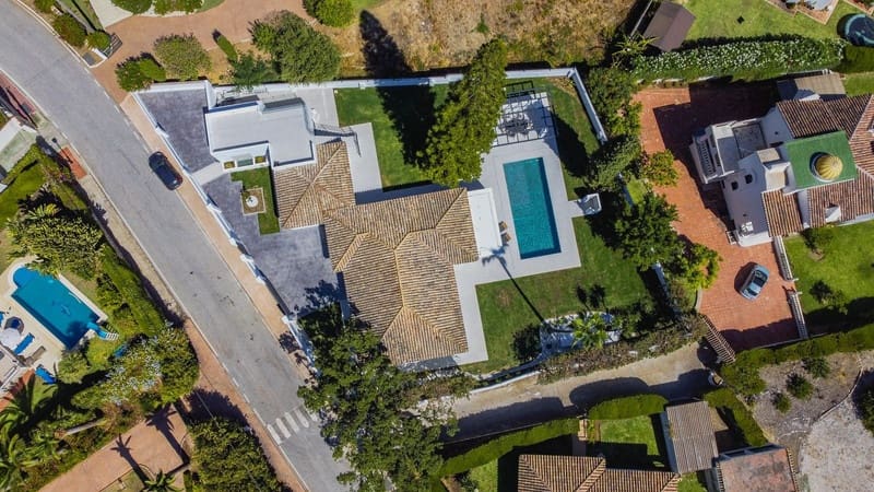 4 soverom Villa til salgs i Marbella med svømmebasseng garasje - € 2 350 000 (Ref: 8603272)