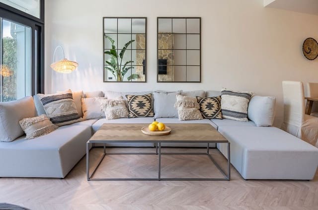 3 soveværelse Byhus til salg i Aloha Golf, Marbella med swimmingpool garage - € 695.000 (Ref: 8603274)