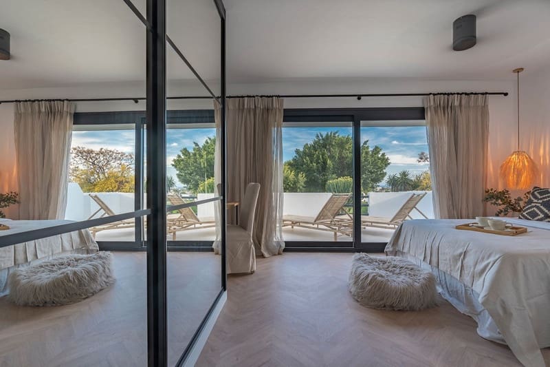 3 soveværelse Byhus til salg i Marbella med swimmingpool garage - € 695.000 (Ref: 8603274)