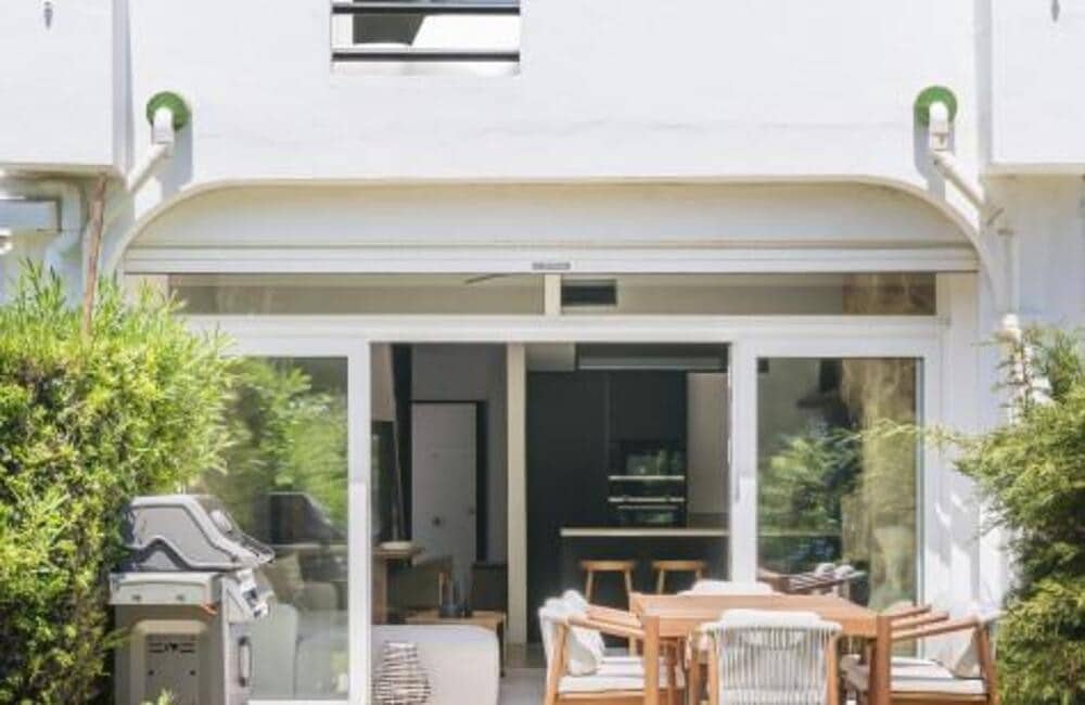 3 soveværelse Byhus til salg i Marbella med swimmingpool garage - € 795.000 (Ref: 8603274)