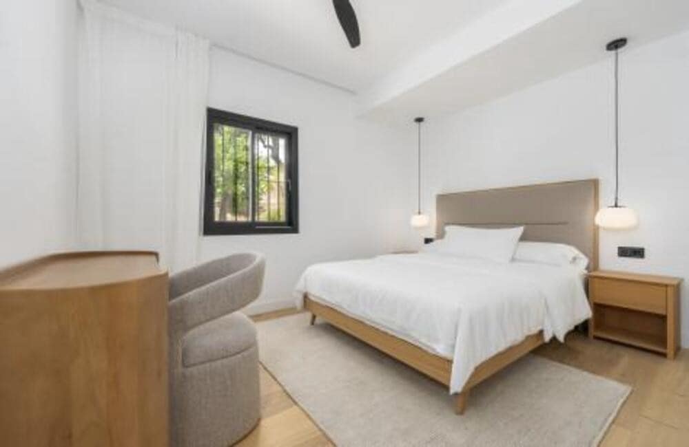 3 soveværelse Byhus til salg i Marbella med swimmingpool garage - € 795.000 (Ref: 8603274)