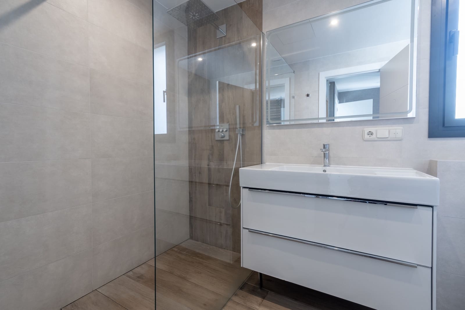 4 sovrum Takvåning att hyra i Marbella med pool garage - 5 700 € (Ref: 8614674)