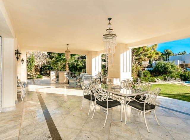 8 makuuhuone Huvila myytävänä paikassa Sierra Blanca, Marbella mukana uima-altaan 
autotalli - 9 900 000 € (Ref: 8615942)